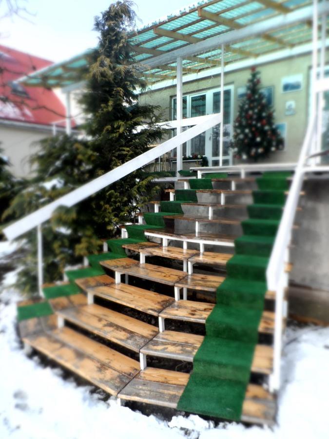 "Ранчо" - Тераса Квіти Сад Uzhhorod Exterior foto